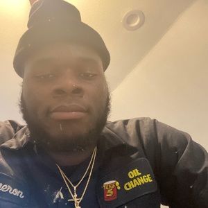 Meet your Posher, Cameron